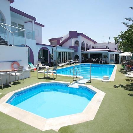 Neptune Hotel Apartments Paphos Coral Bay Zewnętrze zdjęcie