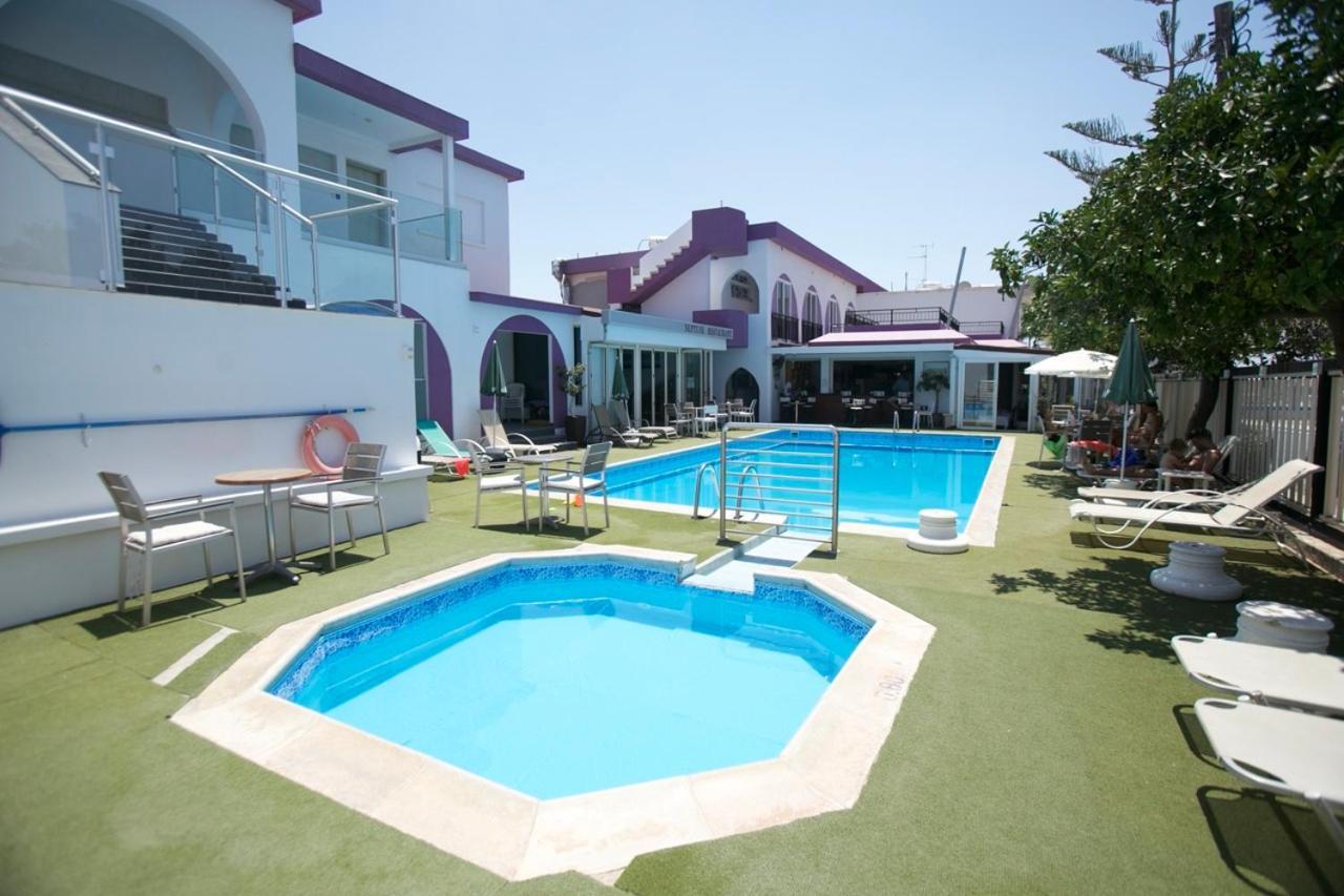 Neptune Hotel Apartments Paphos Coral Bay Zewnętrze zdjęcie