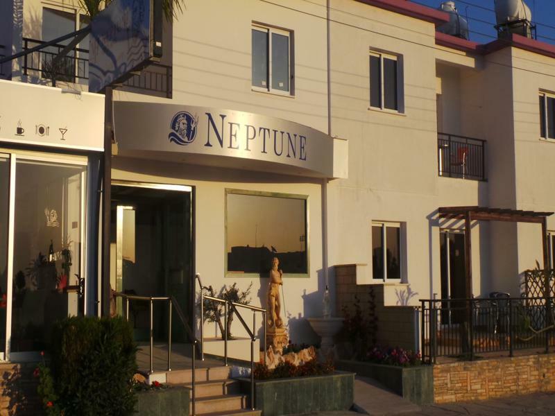 Neptune Hotel Apartments Paphos Coral Bay Zewnętrze zdjęcie